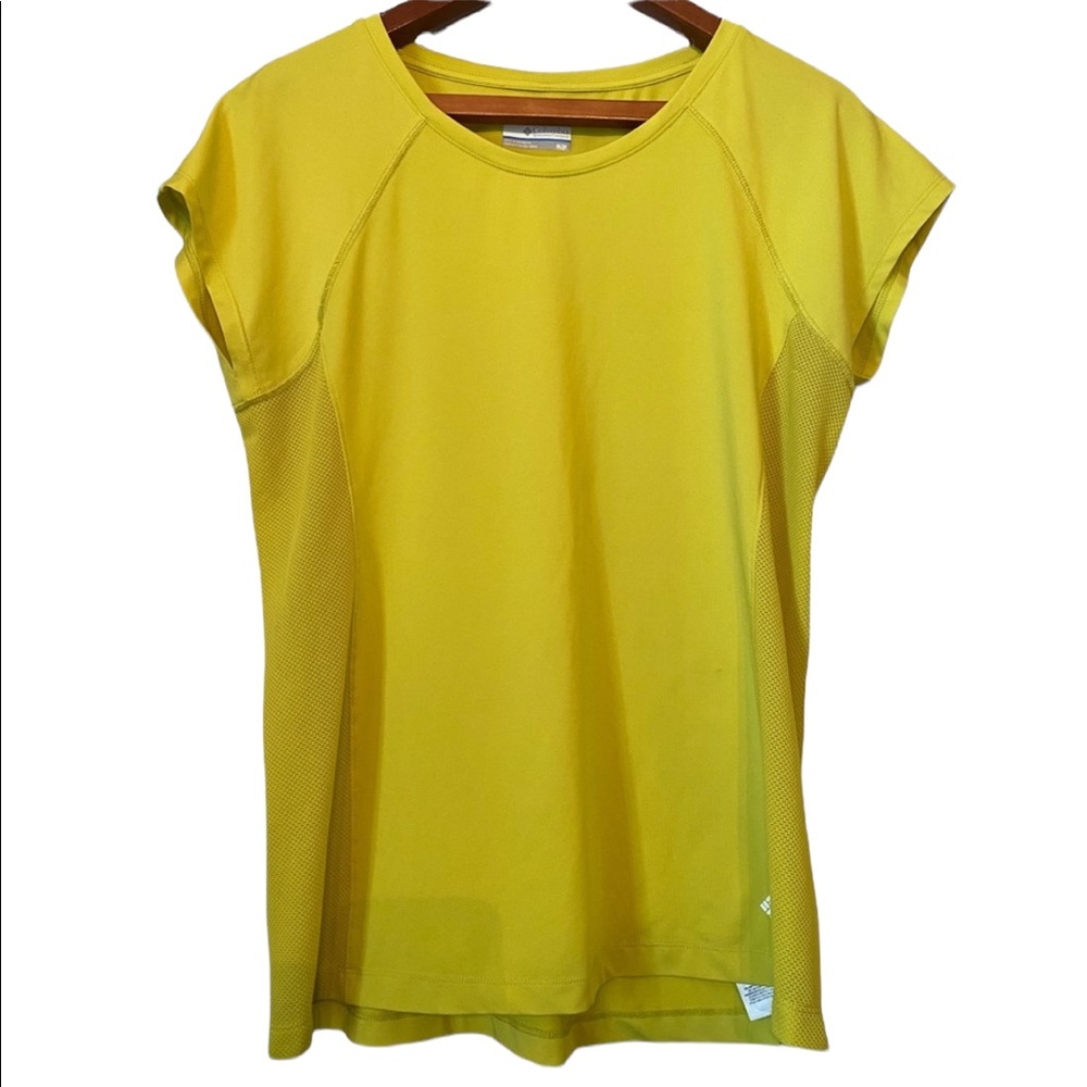 PRICED TO GO!! Columbia Women’s Yellow Sleeveless Athletic Shirt